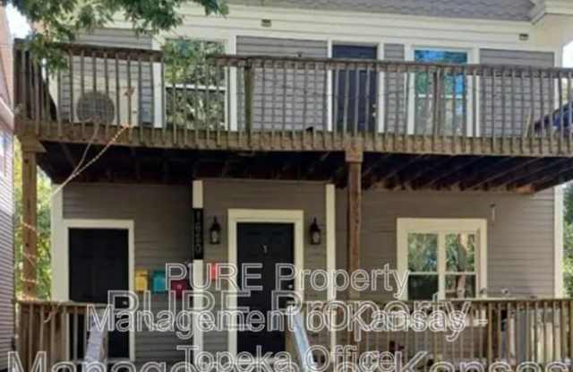1620 SW College Ave. photos photos
