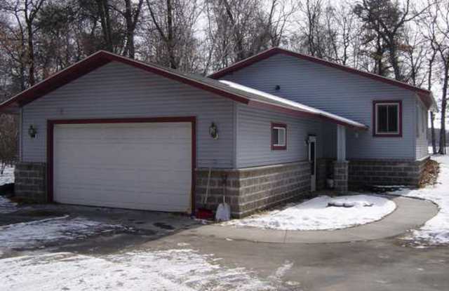 2+ Bedroom 2 Bath Lake Home Gallery 1