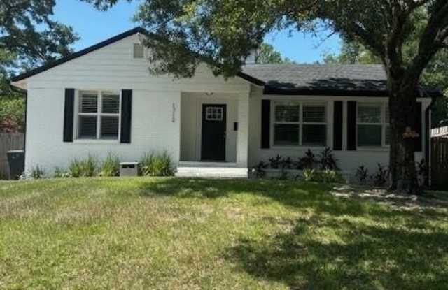 1712 KINGSWOOD Road photos photos