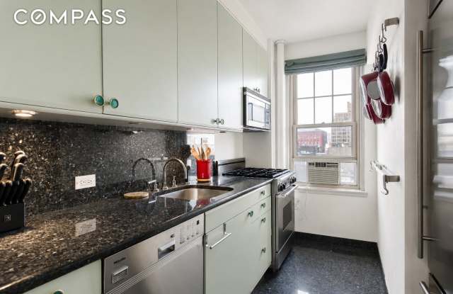 45 Christopher Street photos photos