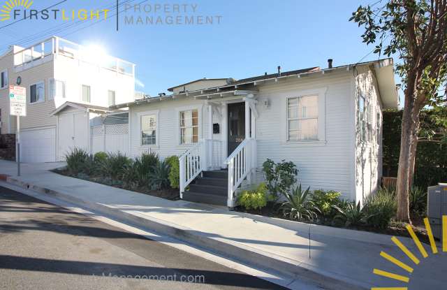 208 8th Street - 208 8th St, Hermosa Beach, CA 90254