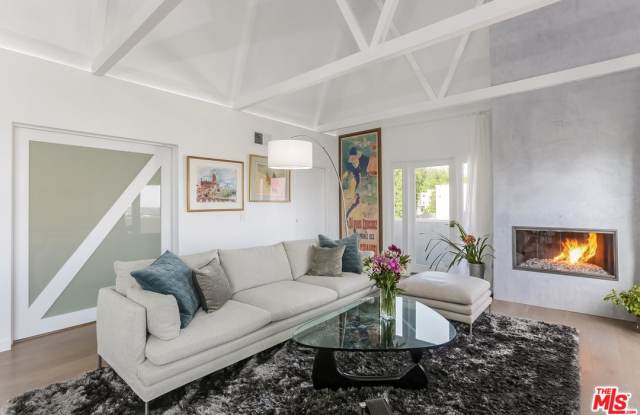 1264 OZETA Terrace Gallery 4