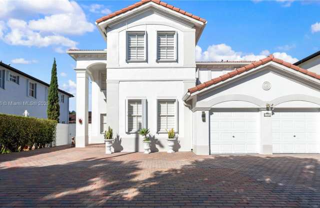 17994 Northwest 87th Place photos photos