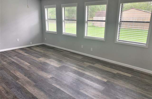 4212 Briarhill Avenue Gallery 4
