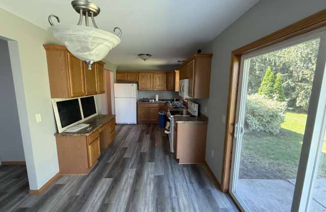 6725 Wolf Hollow Road - 6725 Wolf Hollow Road, Windsor, WI 53598