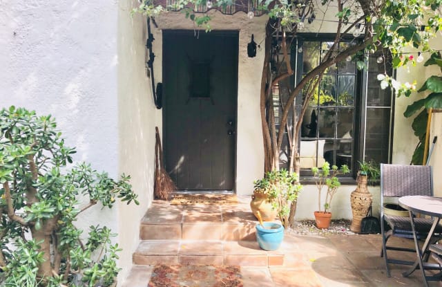 1966 Preston Ave - 1966 Preston Avenue, Los Angeles, CA 90026