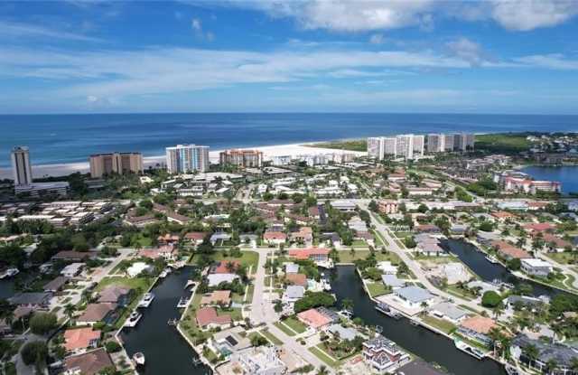 200 Copperfield Ct photos photos