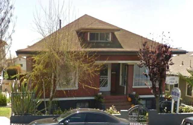 1236 E Main Street - 1236 East Main Street, Ventura, CA 93001