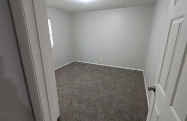 Courtright Lane - 3466A Gallery 4