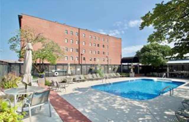 609 Central St photos photos