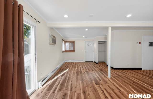 Charming Studio in Huntington Station photos photos