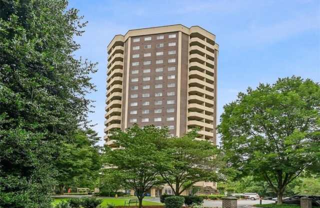 1501 Clairmont Road photos photos