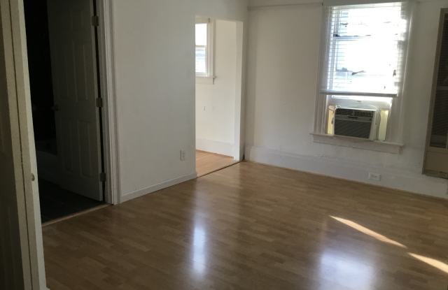 517 20th Street Gallery 2