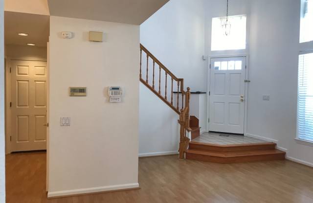 5412 Ontario Cmn. Gallery 3