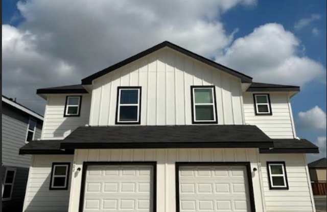 MOVE IN READY!! photos photos