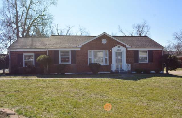 2807 Emery Dr photos photos