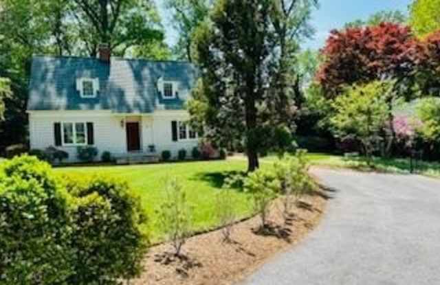 2 EDGEWATER LANE photos photos