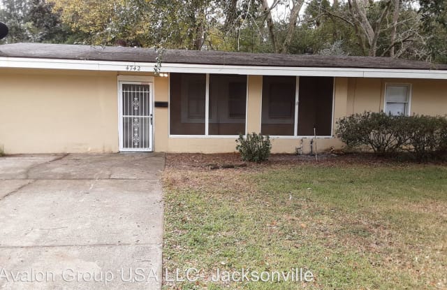 4742 IRVINGTON AVE - 4742 Irvington Avenue, Jacksonville, FL 32210