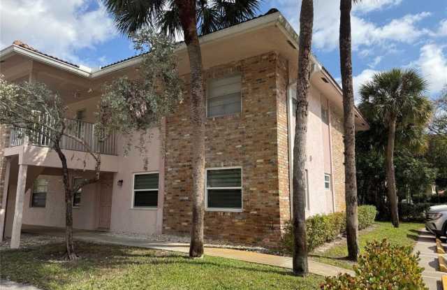 8401 Royal Palm Blvd photos photos