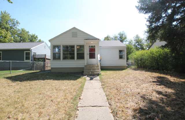 East-End Home for Lease - 2820 2nd Avenue South, Great Falls, MT 59405