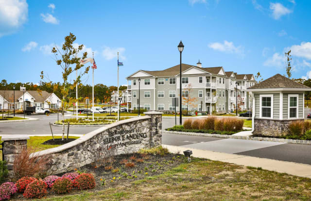 The Residences at Harbor Landing photos photos