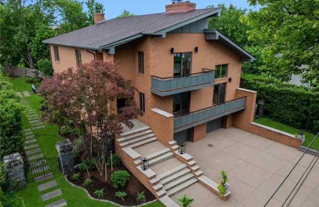 14 Maxcy Drive Gallery 3
