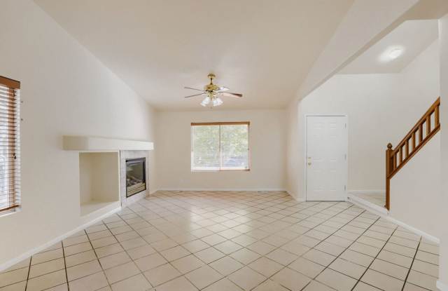 Updated 3BD/2BA Home in Longmont - Available NOW! Gallery 4