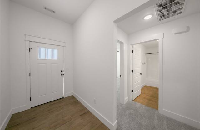 430 Snapdragon Drive Gallery 1