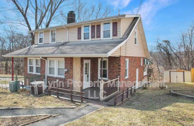 36 Hawthorne Ave photos photos
