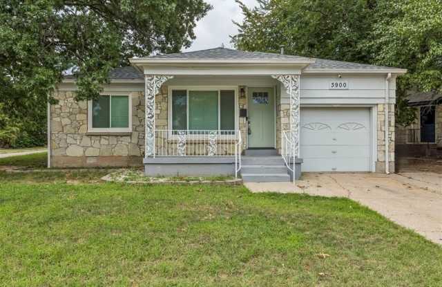 3900 NW 27th Street photos photos