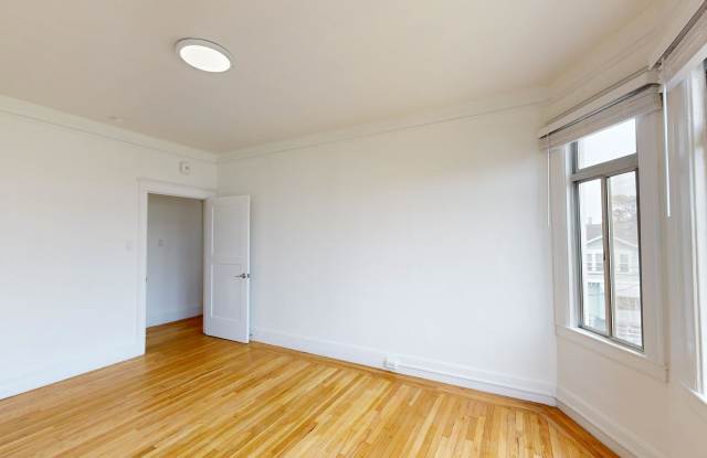 411 15th Avenue Gallery 3