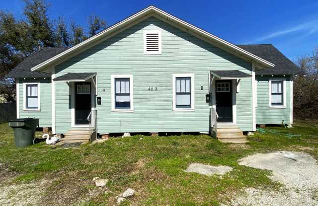 1-Bedroom in Downtown LC | All Bills Paid Gallery 2