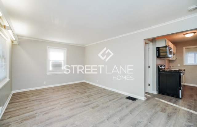 2385 Hiawatha Park Drive Gallery 4