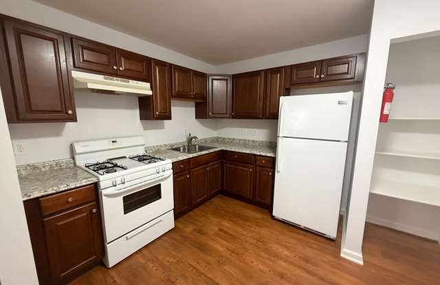 16 IROQUOIS Drive photos photos