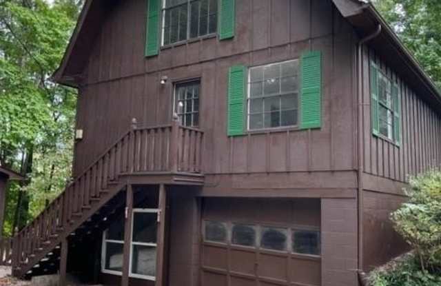 276 N Church Street - 276 North Church Street, Old Fort, NC 28762