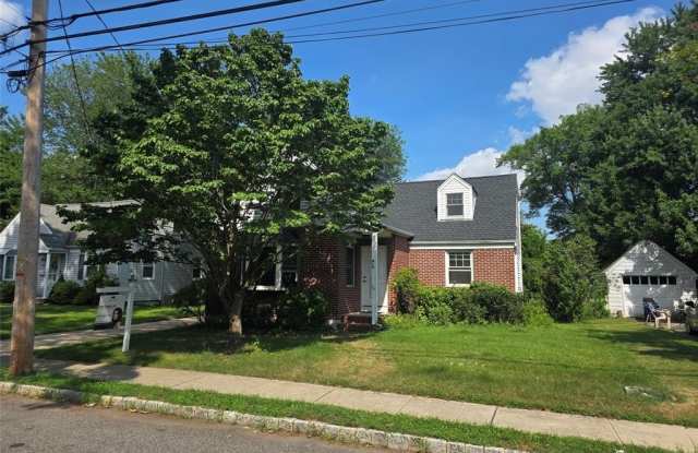 114 Brookside Avenue photos photos