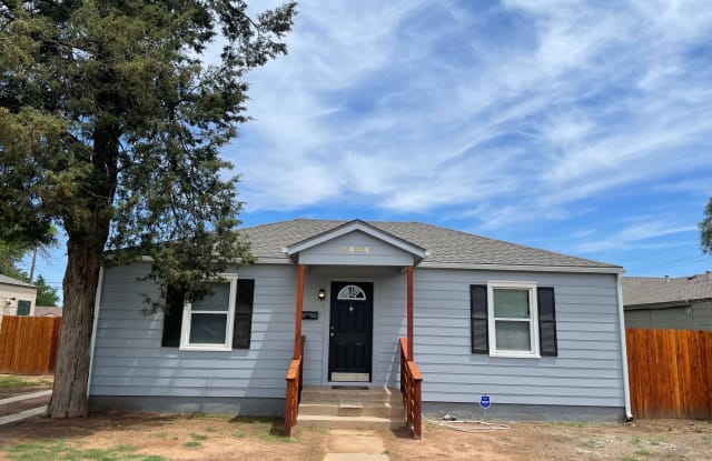 2404 31st Street photos photos