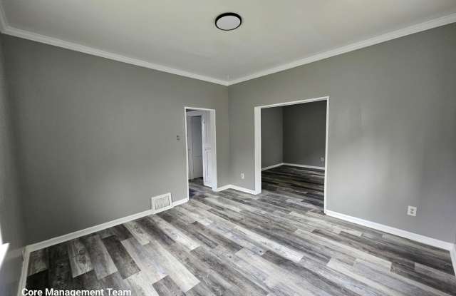 Spacious 5 bedroom house for rent! Gallery 3