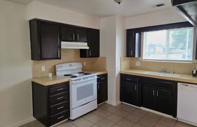 Unit For Rent Gallery 4