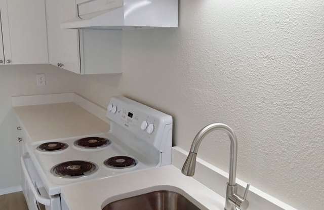 Fairway Village Apartments photos photos