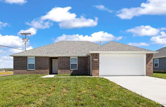 3 Bedroom Home in Monett photos photos