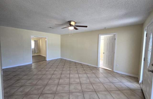 4428 Cynthia Ln Gallery 4
