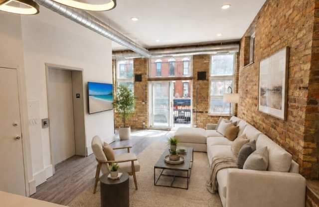 1547 N Milwaukee Avenue N photos photos 1547 N Milwaukee Avenue N photos photos