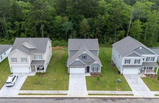 145 Sycamore Lane Gallery 3