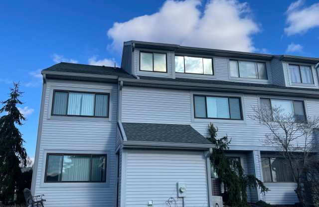 102 CONTINENTAL DRIVE - 102 Continental Drive, Kulpsville, PA 19438 102 CONTINENTAL DRIVE - 102 Continental Drive, Kulpsville, PA 19438