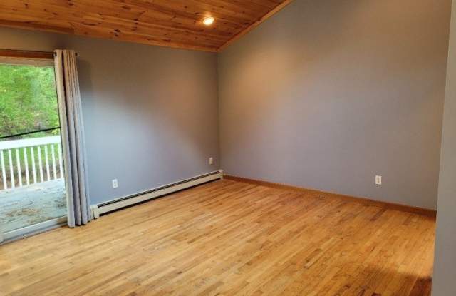 248 Anderson Road Gallery 4