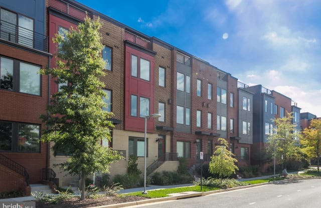 2961 ESKRIDGE ROAD - 2961 Eskridge Road, Merrifield, VA 22116