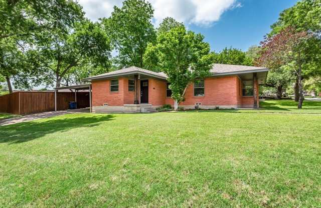 8207 Claremont Drive Gallery 4