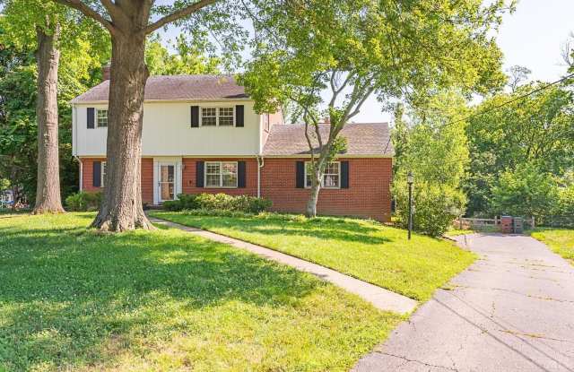 5056 Twinbrook Court photos photos