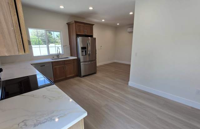11673 A Iris Avenue Gallery 4